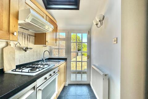 Wandern Alne Road, Tollerton, York, YO61 1QA