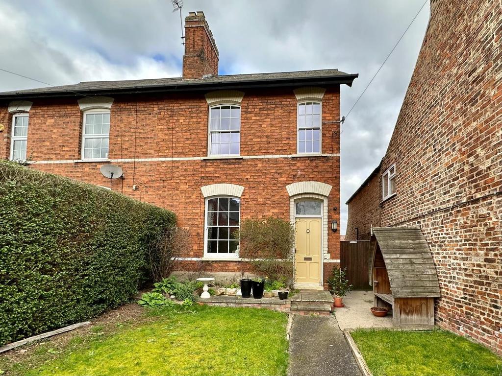 Southview Newton On Ouse, York 2 bed cottage £875 pcm (£202 pw)