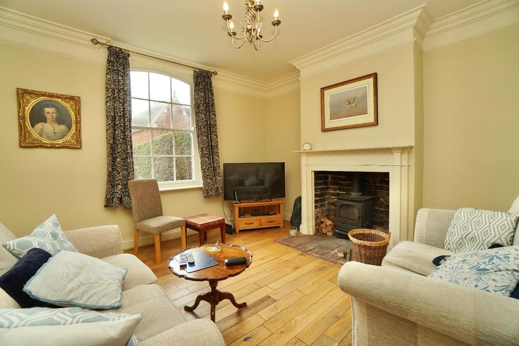 Southview Newton On Ouse, York 2 bed cottage £875 pcm (£202 pw)