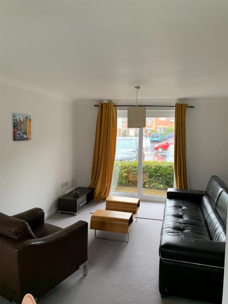 Warren House Walk, Sutton Coldfield 1 bed apartment £775 pcm (£179 pw)