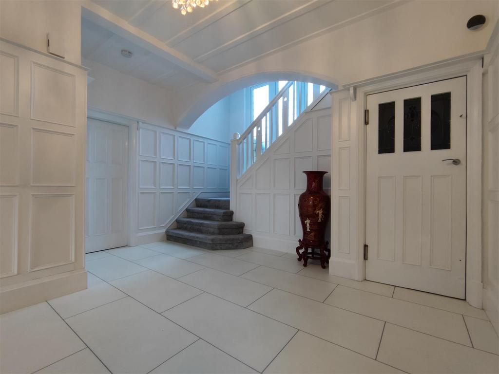 Hall