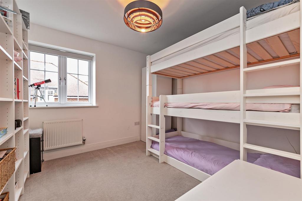 8 Cassius Drive-34.jpg