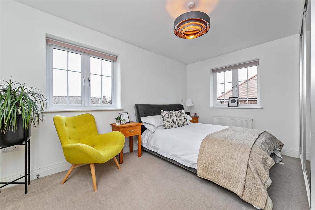 8 Cassius Drive-28.jpg