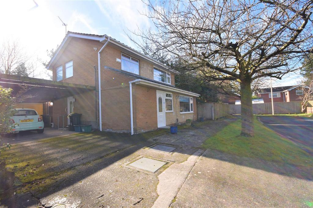 Whitegates Crescent, Willaston, Neston 4 bed detached house £360,000