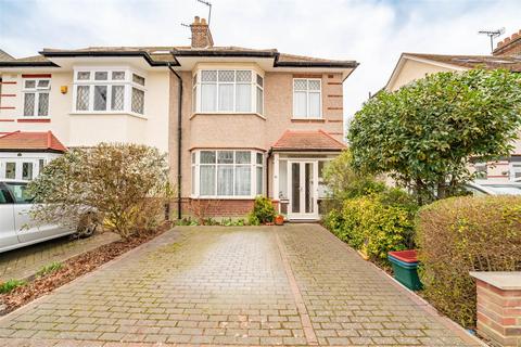 41 Boston Gardens, Brentford, TW8 9LS