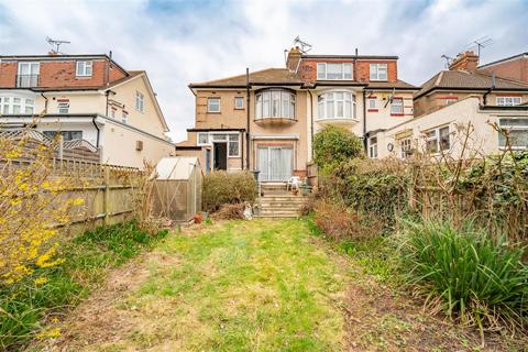 41 Boston Gardens, Brentford, TW8 9LS