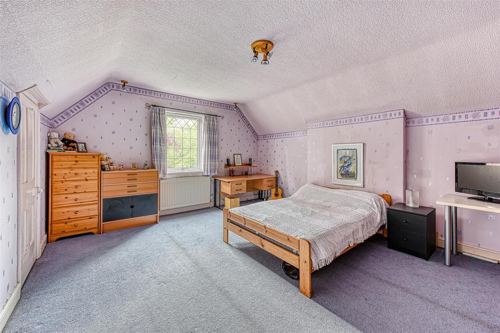 Cheviot House-bed5.jpg