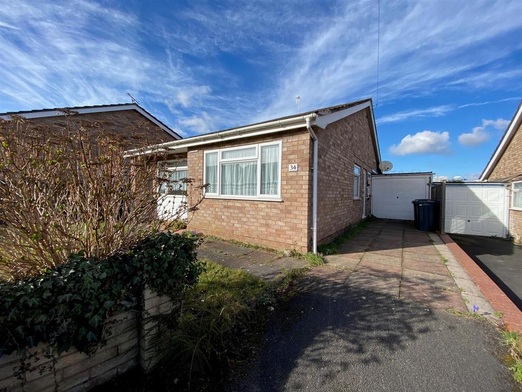 Arosa Drive, Malvern 3 bed detached bungalow £300,000