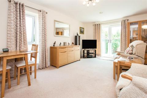 1 bedroom apartment for sale, Elm Tree Court, High Street, Huntingdon