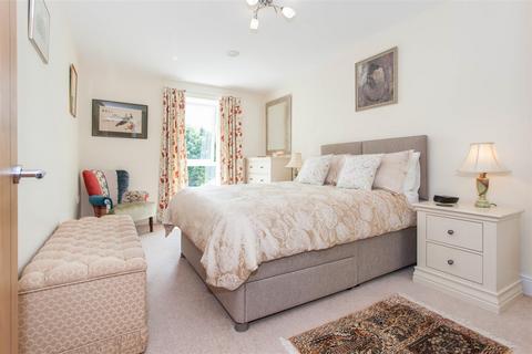 1 bedroom apartment for sale, Elm Tree Court, High Street, Huntingdon