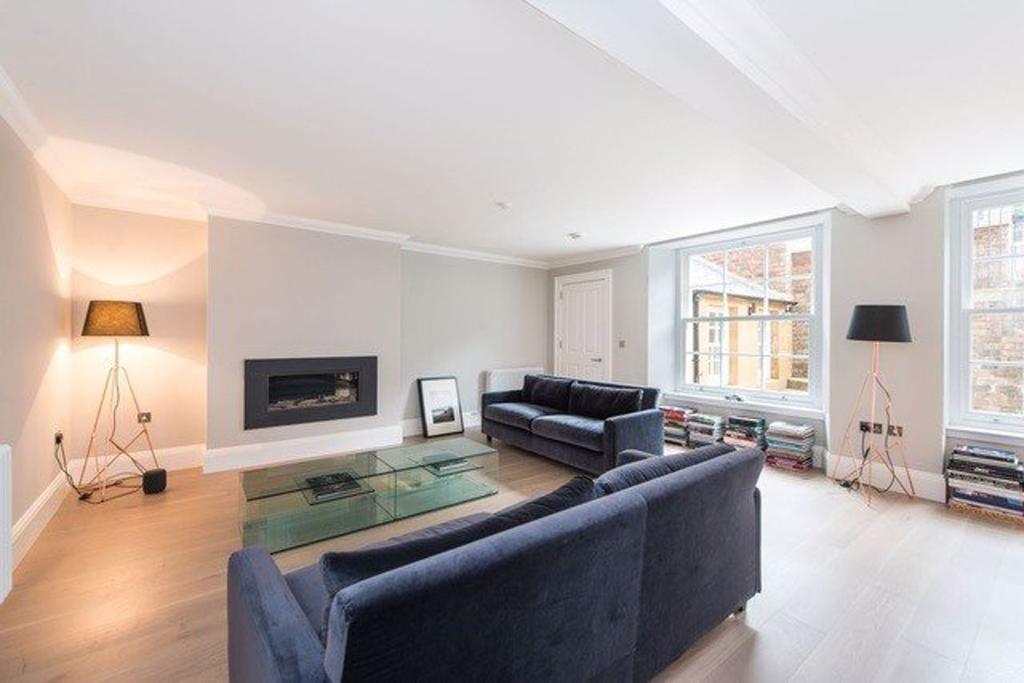 Melville Street, Edinburgh 2 bed flat £2,750 pcm (£635 pw)