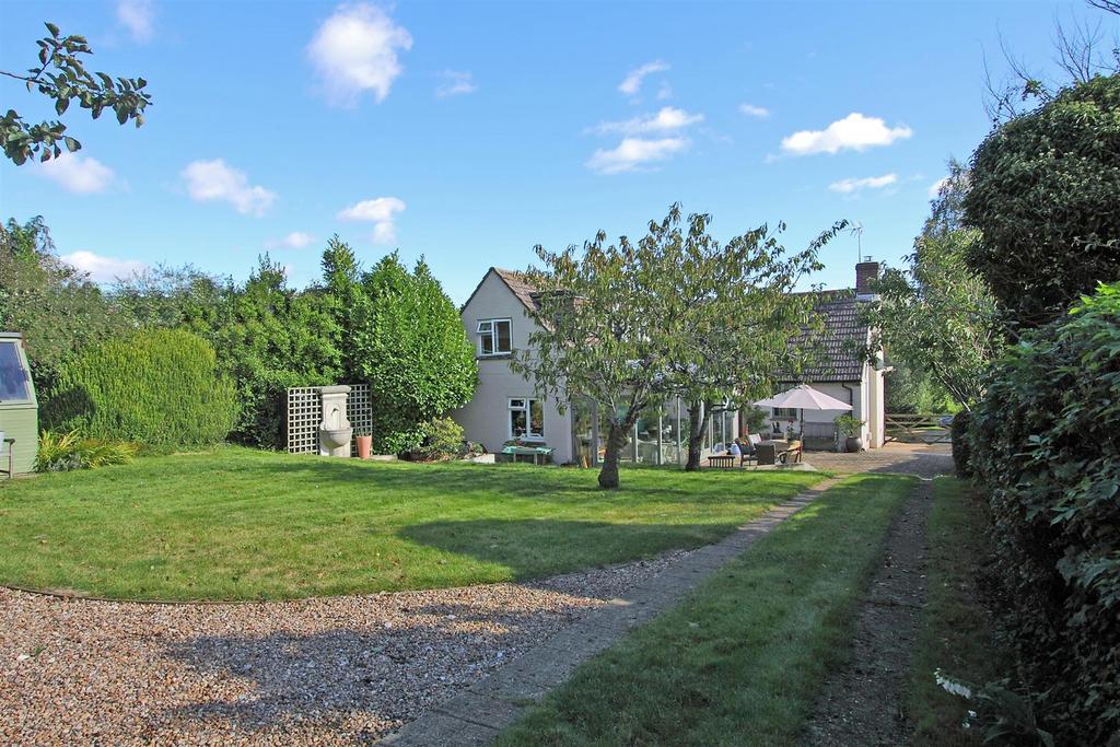 Boundary House &amp; Garden .JPG