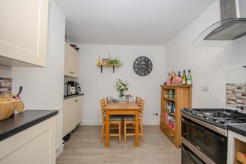 12 Almond Way, Bristol, BS16 5QN
