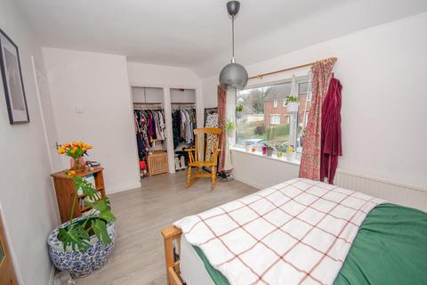 12 Almond Way, Bristol, BS16 5QN