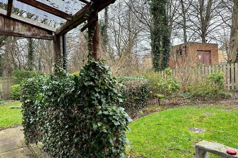 61 The Oval, Otley, LS21 2EE