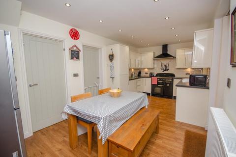 9 Almond Way, Bristol, BS16 5QL