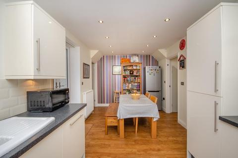 9 Almond Way, Bristol, BS16 5QL