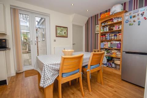 9 Almond Way, Bristol, BS16 5QL
