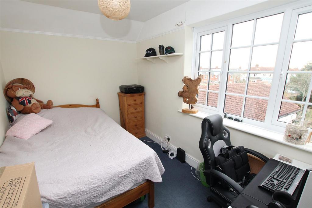Bedroom 3.JPG