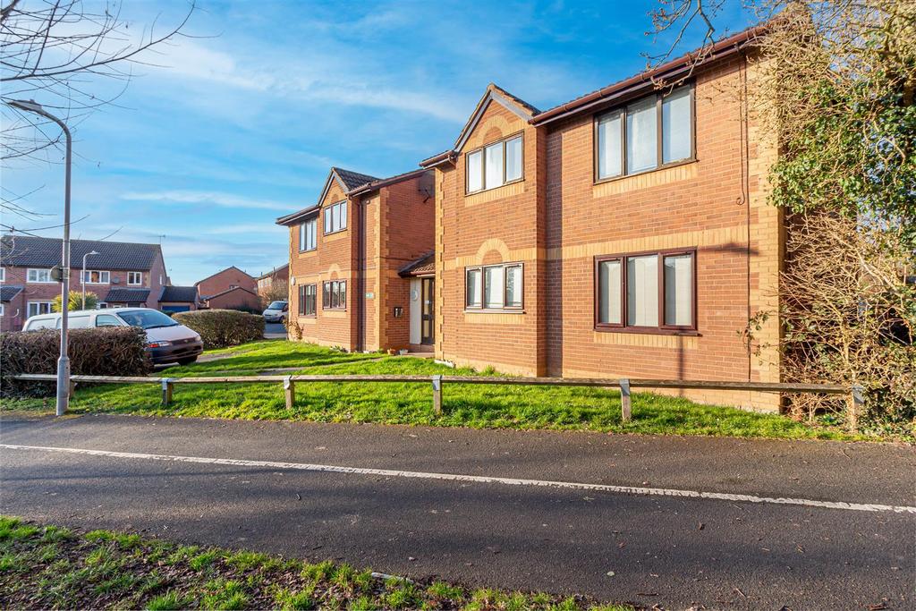 Deer Avenue, Worcester 1 bed apartment £115,000