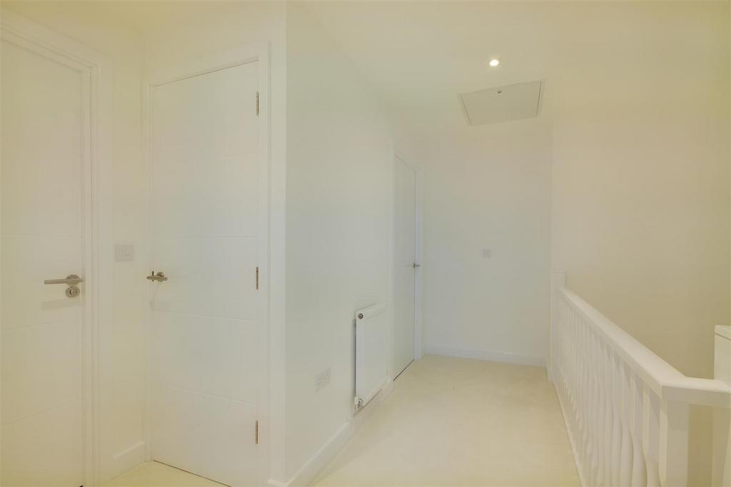 2nd Floor Landing.jpeg