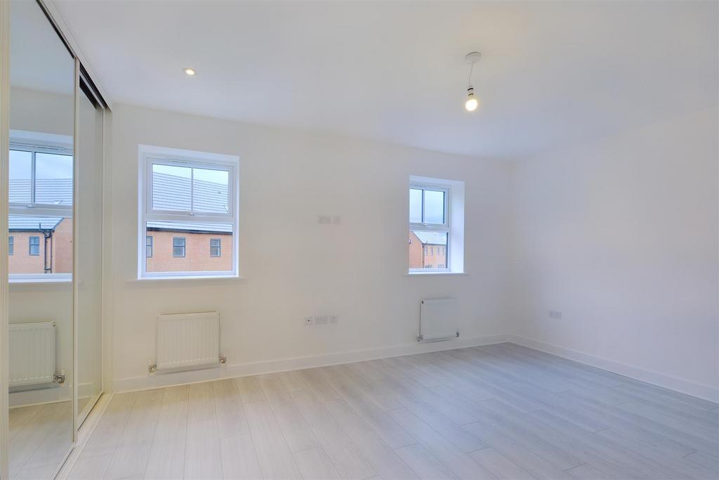 Bedroom 1.jpeg