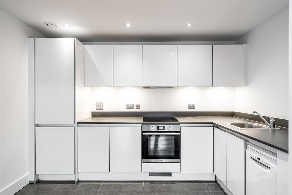 Apt U Redcliffe Kitchen -1-3.jpg