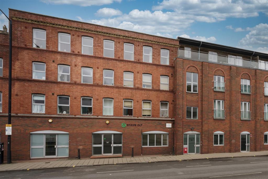 Apt U Redcliffe Exterior -1-3.jpeg