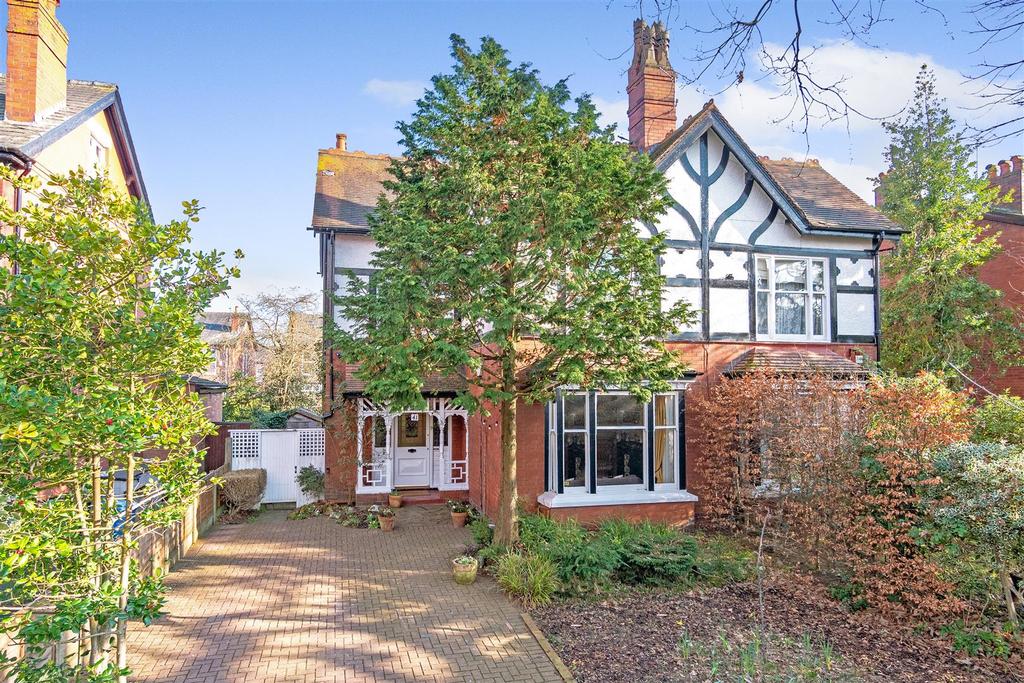 Wardle Road, Sale 5 bed semidetached house £750,000