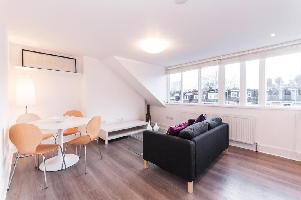 Primrose Gardens, Belsize Park NW3 1 bed flat £1,850 pcm (£427 pw)