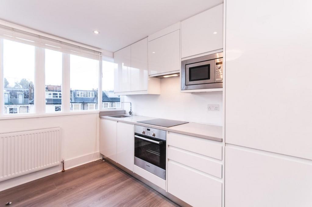 5, 46 Primrose Gardens - Kitchen.jpg