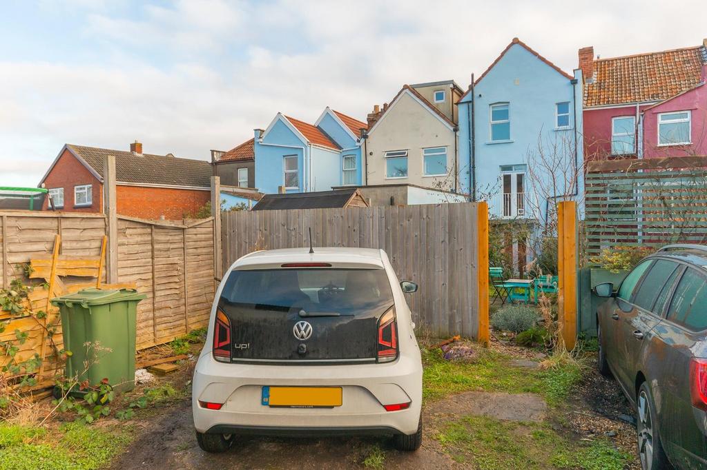 DAORHTROWSPOHSIB22 - External E.jpg