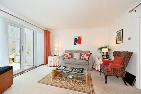 10 Brooksmead, Bognor Regis, PO22 8AS