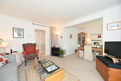 10 Brooksmead, Bognor Regis, PO22 8AS