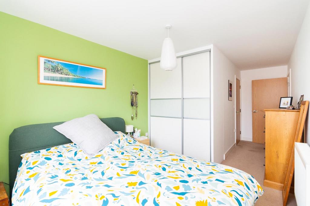 ECALPELADIMRA105 - Bedroom A.jpg