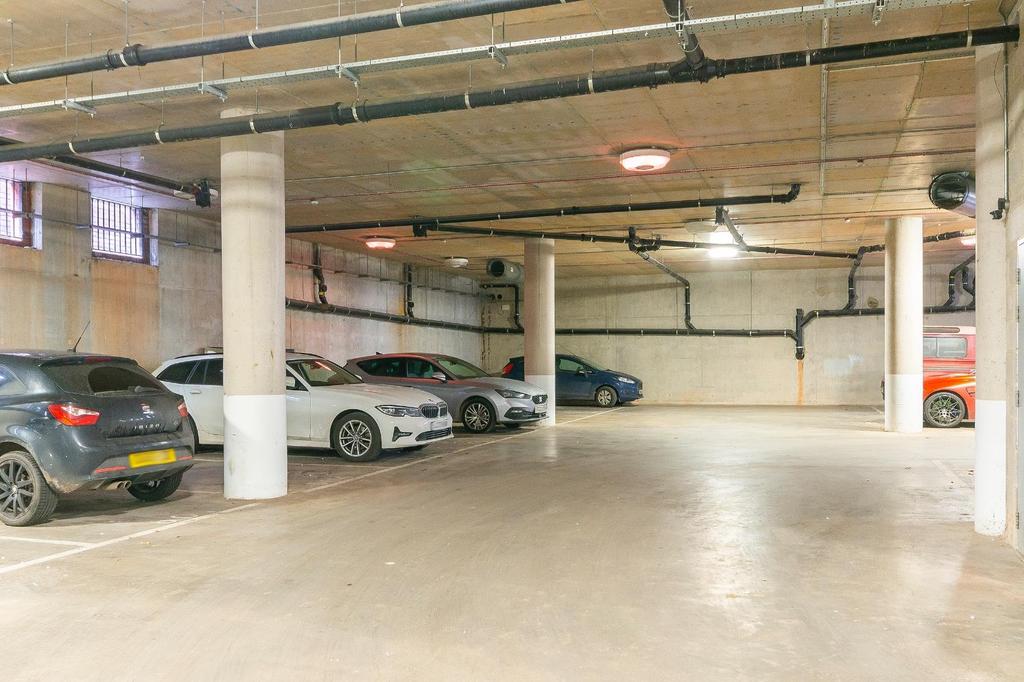 ECALPELADIMRA105 - Car Park A.jpg