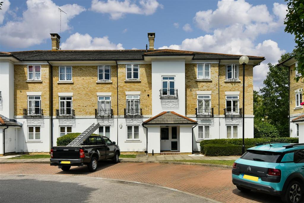 Kingswood Drive, Sutton 1 bed flat £230,000