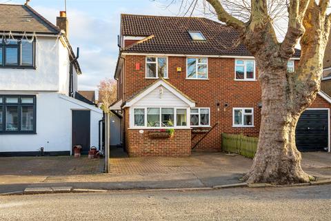 29a Senga Road, Wallington, SM6 7BG