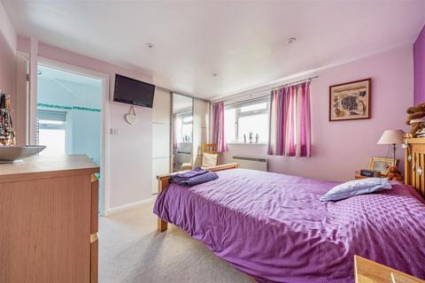 29a Senga Road, Wallington, SM6 7BG