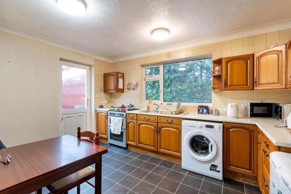 Woodhouse Road, Belton, Doncaster 2 bed detached bungalow for sale £