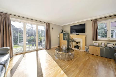 4 bedroom detached house for sale - Waterloo Road Crowthorne, Berkshire, RG45 7PB