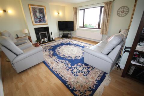 2 Bryn Carrog, Colwyn Bay, LL29 6DE