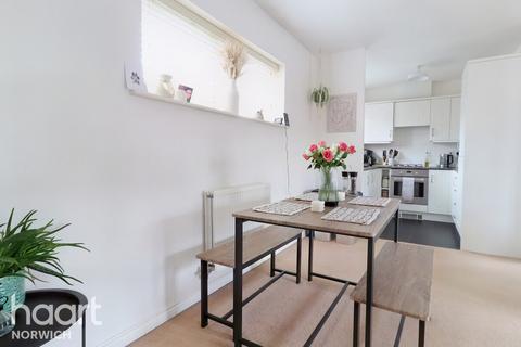 11 Crossbill Close, Costessey, Norwich, NR8 5FY