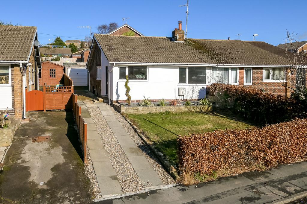 Coppice Avenue, Harrogate, HG1 2 bed semidetached bungalow £249,950