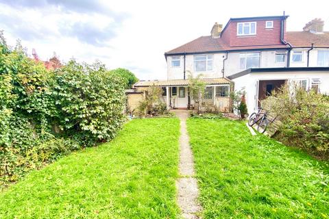 23 Marthorne Crescent, Harrow, HA3 5PL
