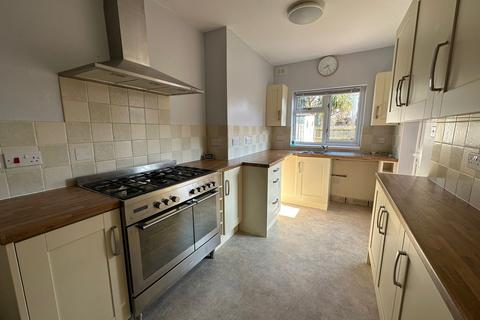 3 bedroom end of terrace house to rent, Leigh Road  Fareham  UNFURNISHED