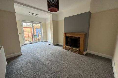 3 bedroom end of terrace house to rent, Leigh Road  Fareham  UNFURNISHED