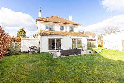 1 Cammo Place, Edinburgh, EH4 8EN