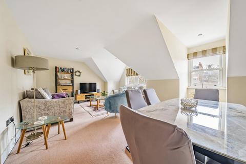 3 bedroom apartment for sale - York Road, Guildford, Surrey, GU1