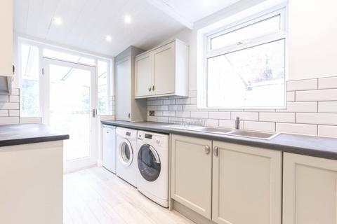undefined, Wellesley Avenue, Hull, HU6